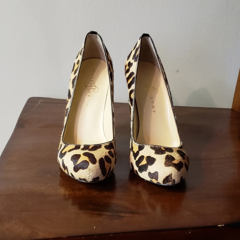 Ivanka Trump Leopard Print Heels sz:8 - Picture 5 of 8